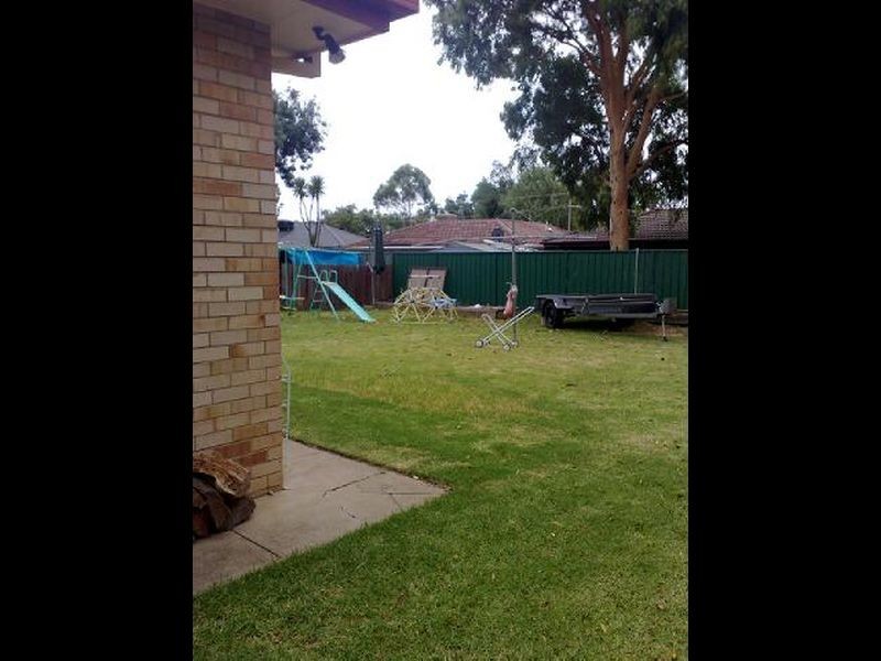 74 Jasmin Crescent, Lake Albert NSW 2650