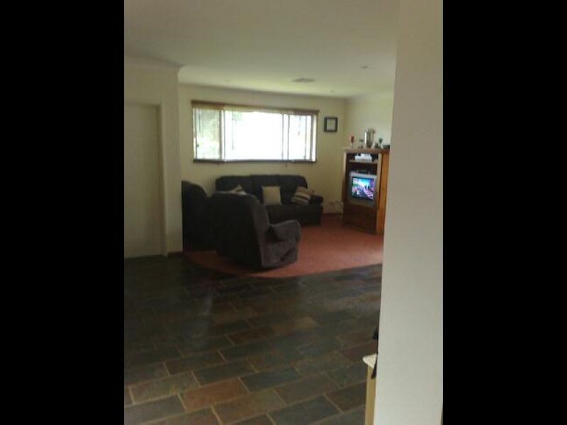 74 Jasmin Crescent, Lake Albert NSW 2650