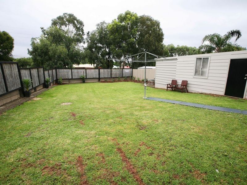 30 Gilmore Avenue, Mount Austin NSW 2650