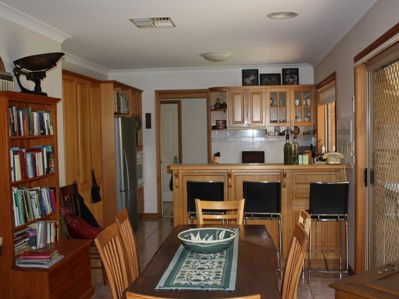 2/1 Derwent Avenue, Tatton NSW 2650