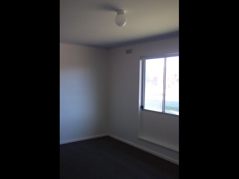 154 Raye Street, Tolland NSW 2650