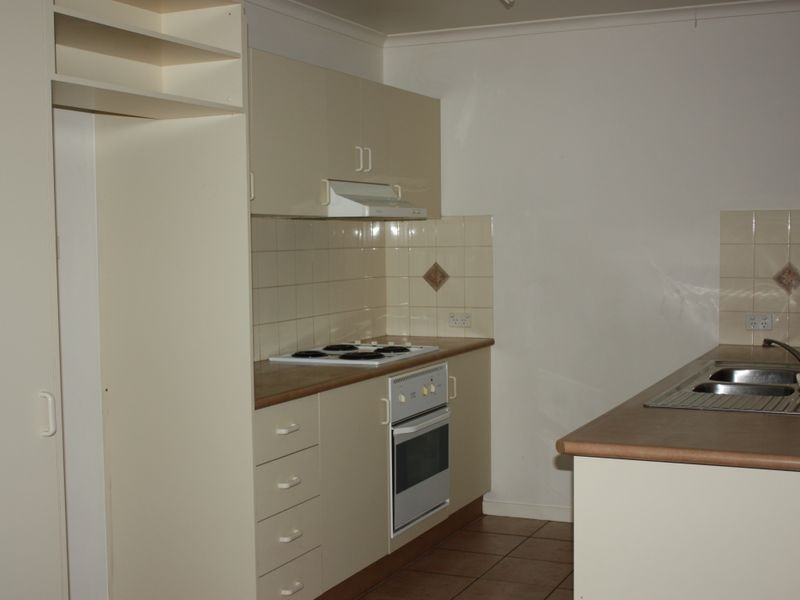 2 Mangrove Crescent, Forest Hill NSW 2651