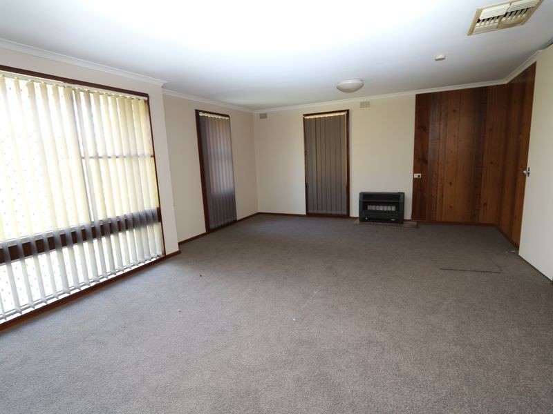 43 Mumford Street, Ashmont NSW 2650