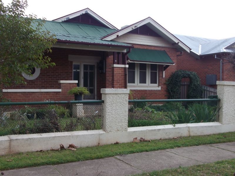 66 Thorne Street, Wagga Wagga NSW 2650