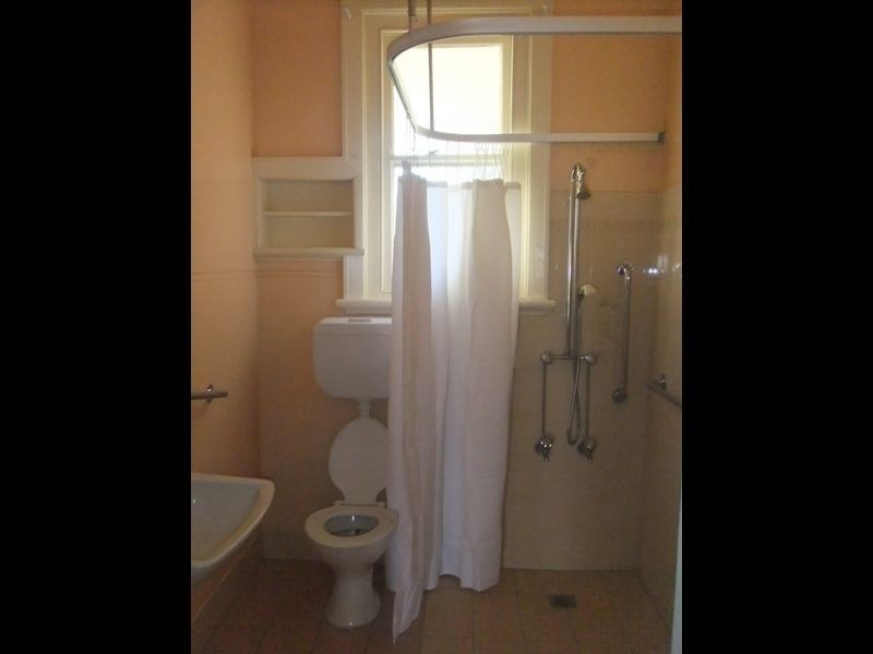 66 Thorne Street, Wagga Wagga NSW 2650