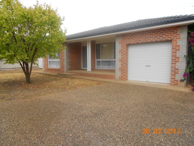 6/42 Lamilla Street, Glenfield Park NSW 2650