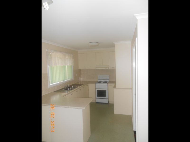 6/42 Lamilla Street, Glenfield Park NSW 2650