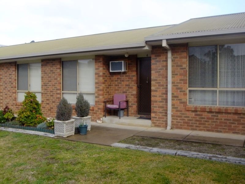 4/6 Bulolo Street, Wagga Wagga NSW 2650