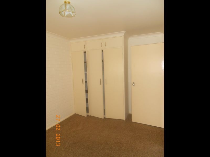 3/8 Nordlingen Drive, Tolland NSW 2650