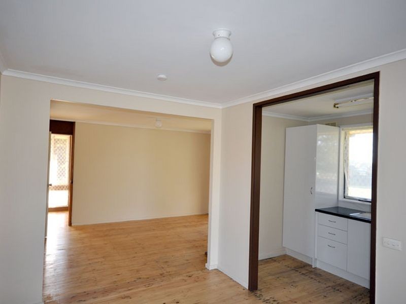43 Adams Street, Ashmont NSW 2650