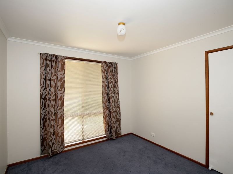 4 Eldershaw Drive, Forest Hill NSW 2651