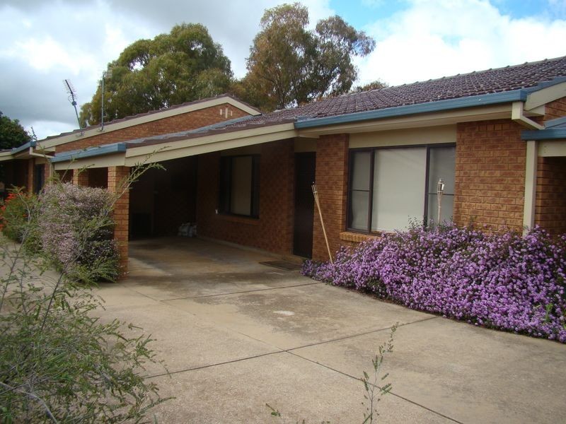 2/6 Dunn Avenue, Forest Hill NSW 2651