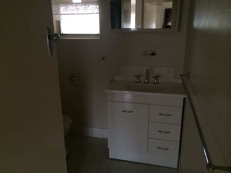 1/28 Higgins Avenue, Wagga Wagga NSW 2650