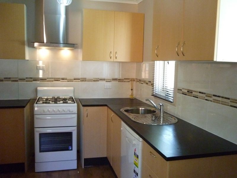 12 Edghill Place, Tolland NSW 2650