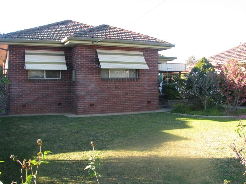 187 Bourke Street, Mount Austin NSW 2650