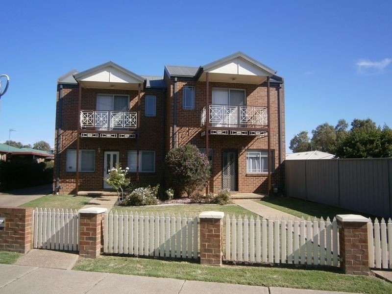 2/50 Travers Street, Wagga Wagga NSW 2650