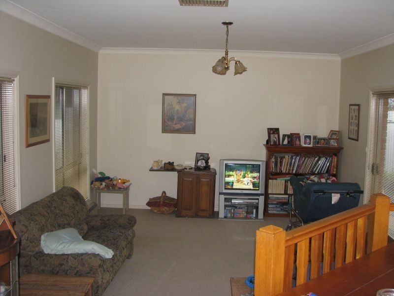 2/396 Lake Albert Road, Kooringal NSW 2650