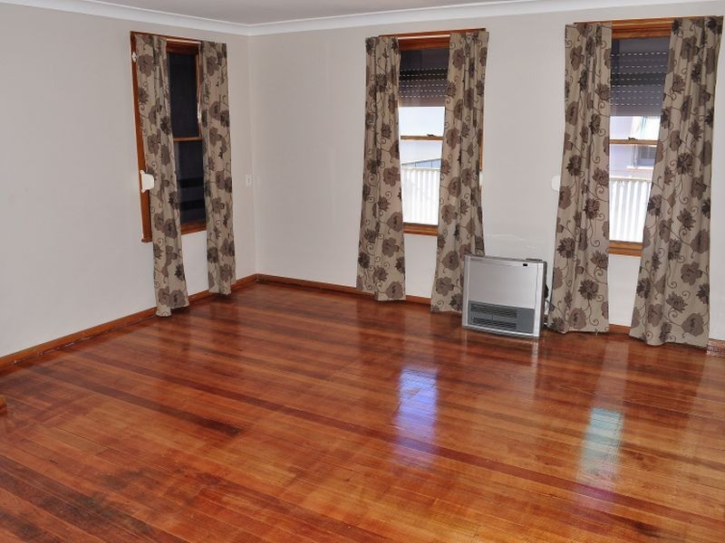 19 Tarakan Avenue, Ashmont NSW 2650