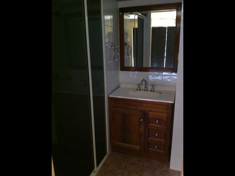 18 Overdale Drive, Bourkelands NSW 2650