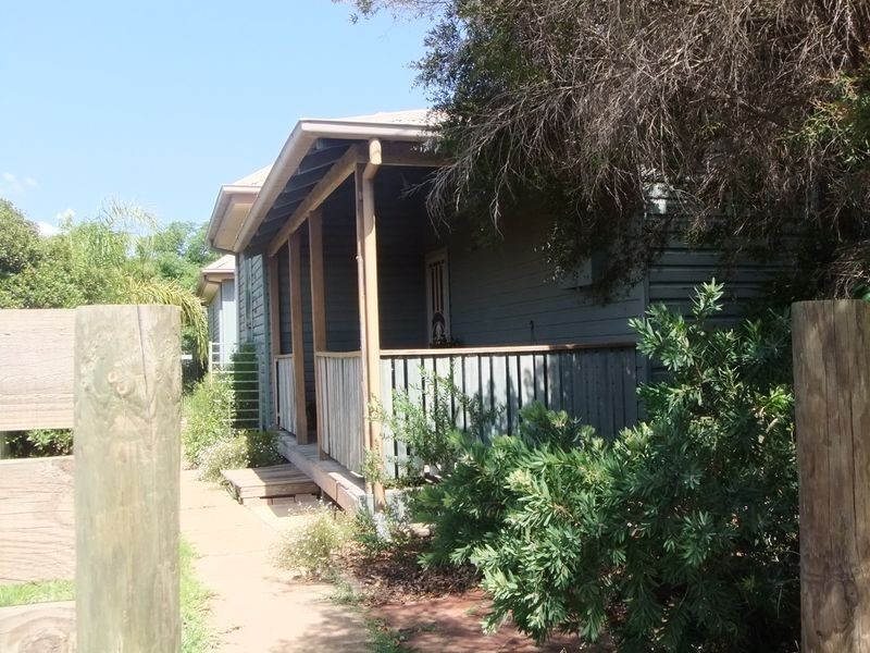 65 Bourke Street, Wagga Wagga NSW 2650