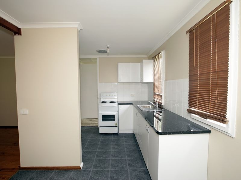 69 Mckell Avenue, Mount Austin NSW 2650