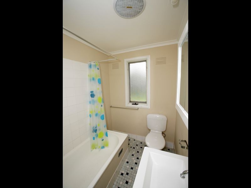 69 Mckell Avenue, Mount Austin NSW 2650