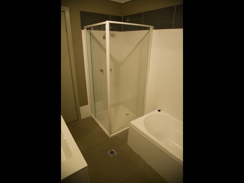 11 Dennis Crescent, Tolland NSW 2650