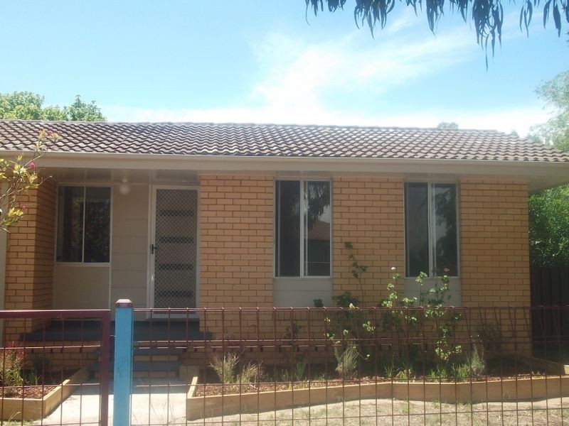 160 Raye Street, Tolland NSW 2650