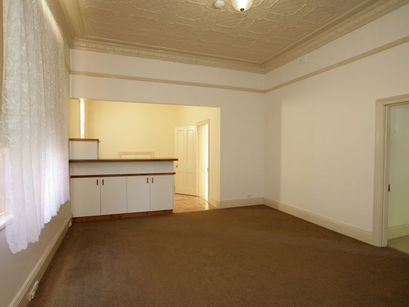 126 Gurwood Street, Wagga Wagga NSW 2650