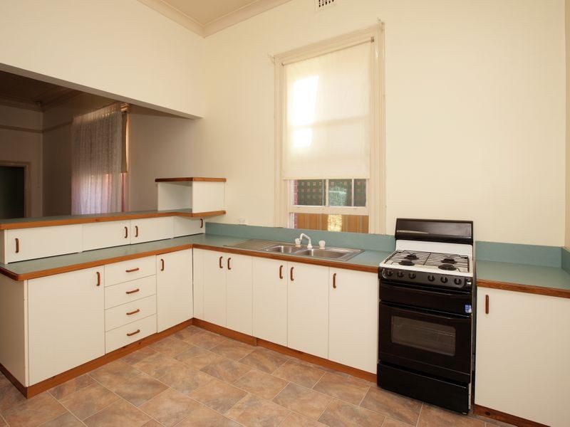 126 Gurwood Street, Wagga Wagga NSW 2650