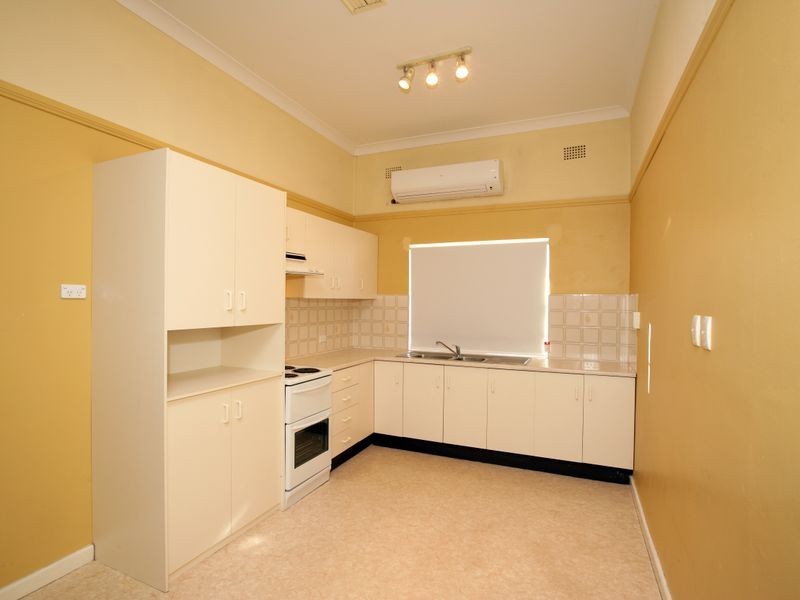 19 Gurwood Street, Wagga Wagga NSW 2650