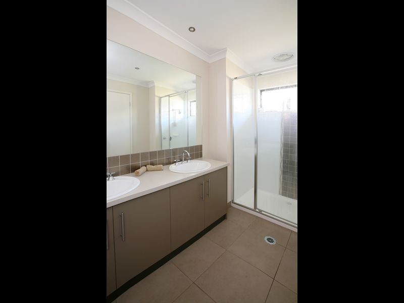 10 Budawang Place, Tatton NSW 2650