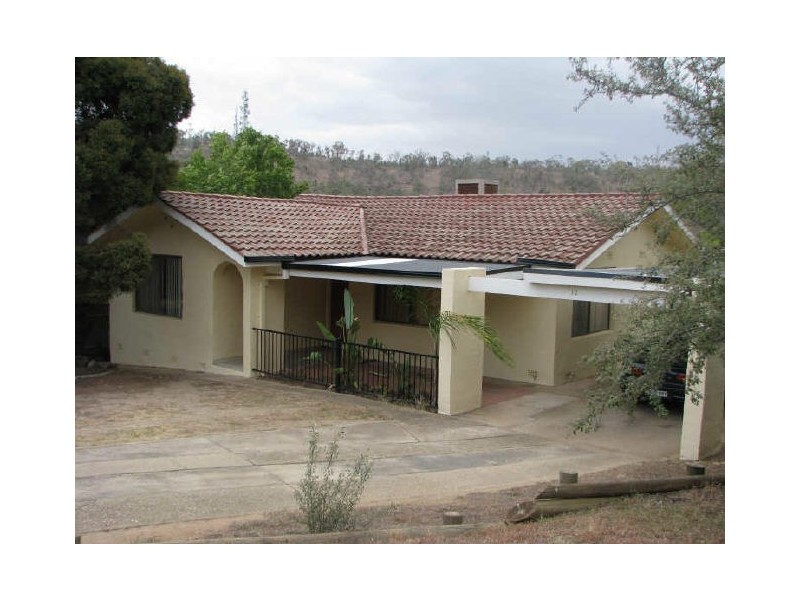 12 Malumba Crescent, Kooringal NSW 2650