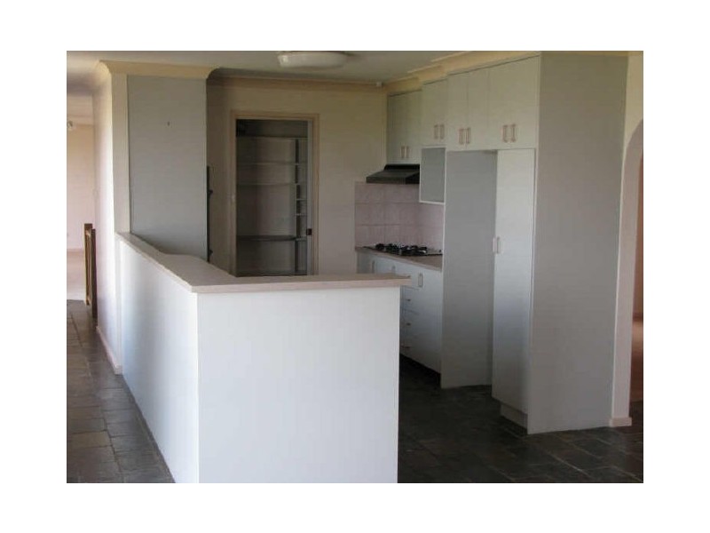 102 Stanley Street, Kooringal NSW 2650