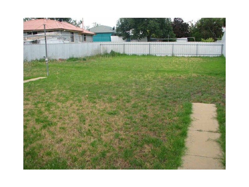 145 Bourke Street, Mount Austin NSW 2650