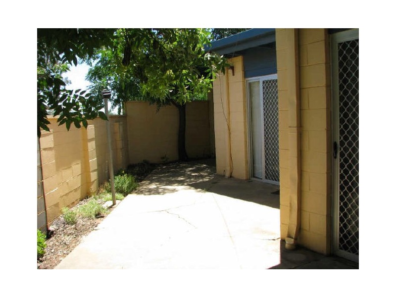 3/30 Mitchelmore Street, Turvey Park NSW 2650