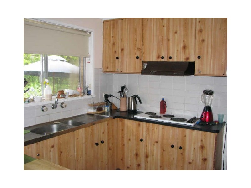 448 Lake Albert Road, Lake Albert NSW 2650