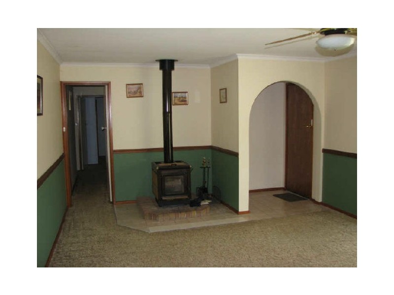 24 Mallory Street, Ashmont NSW 2650