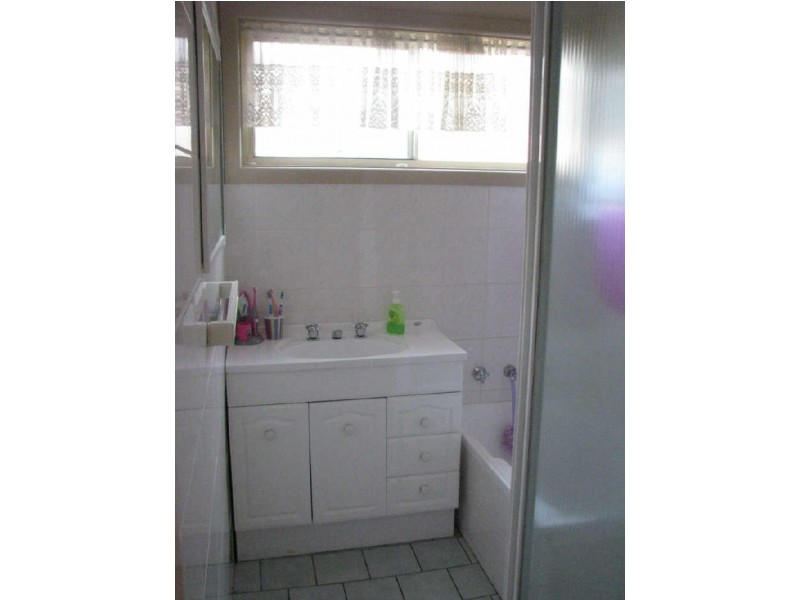 5 Ziegler Avenue, Kooringal NSW 2650