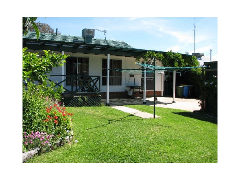 17 Ceduna Street, Mount Austin NSW 2650