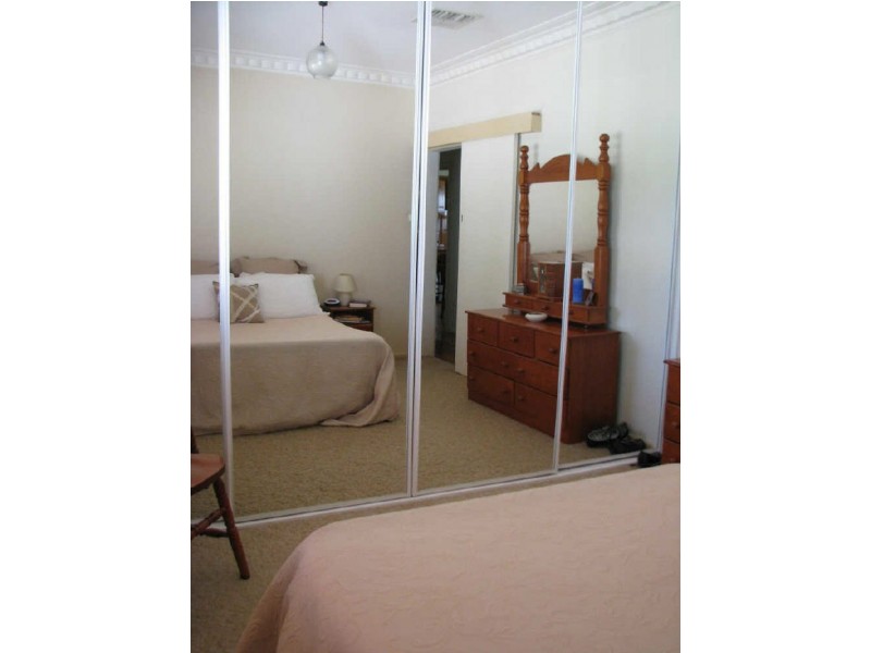 17 Ceduna Street, Mount Austin NSW 2650