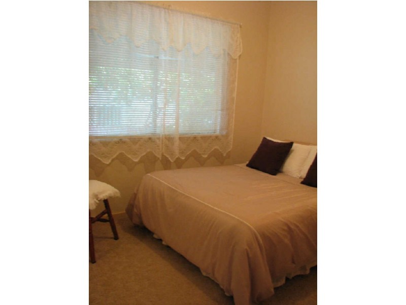 17 Ceduna Street, Mount Austin NSW 2650