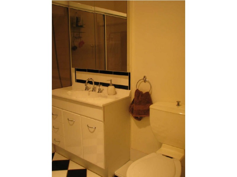 17 Ceduna Street, Mount Austin NSW 2650