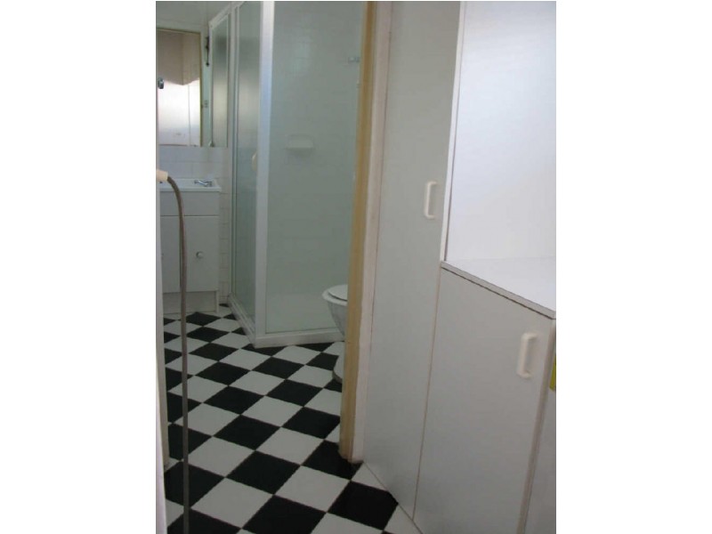 17 Ceduna Street, Mount Austin NSW 2650