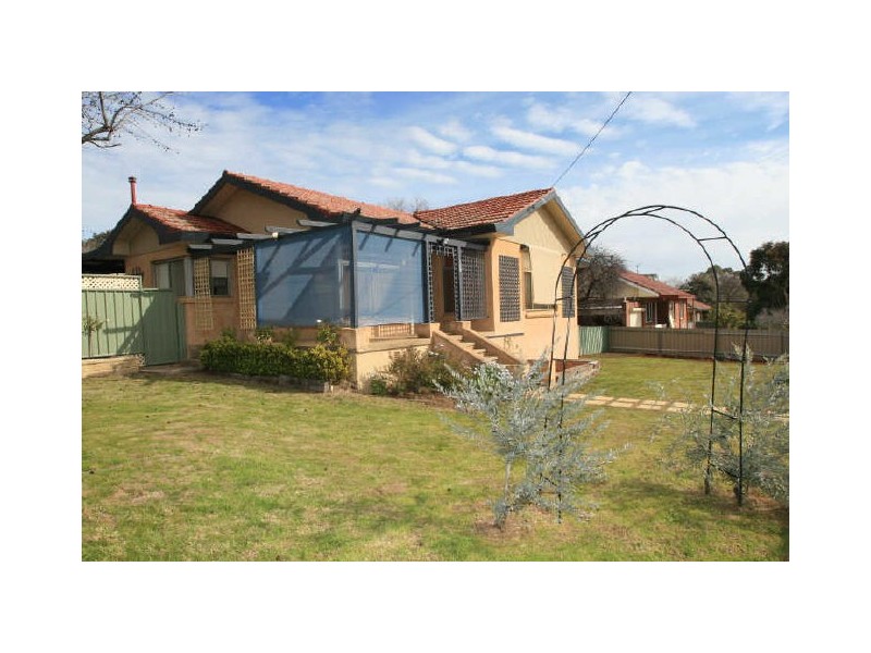 120 Ashmont Avenue, Ashmont NSW 2650