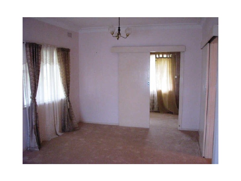 43 Tichborne Crescent, Kooringal NSW 2650