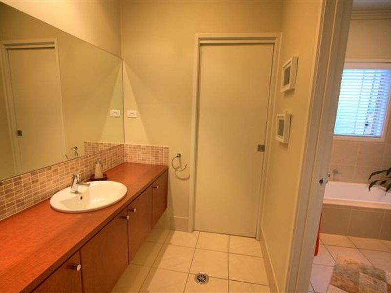 2 Tamar Drive, Tatton NSW 2650