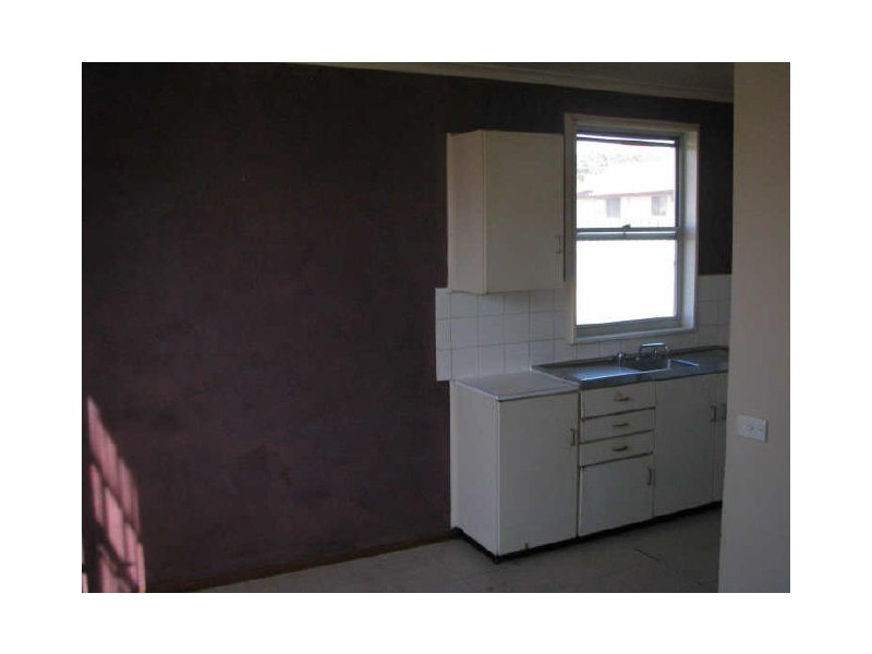 42 Blakemore Street, Wagga Wagga NSW 2650