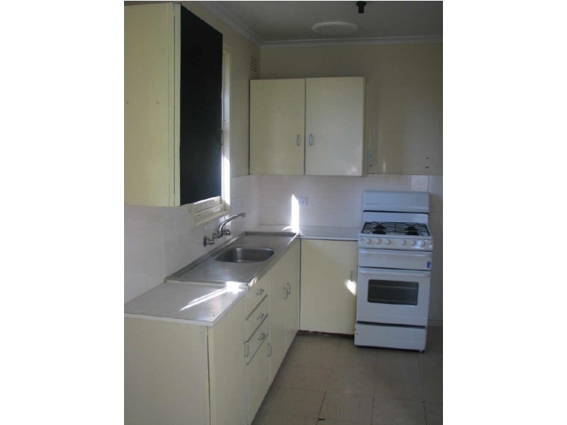 3 Baird Avenue, Kooringal NSW 2650