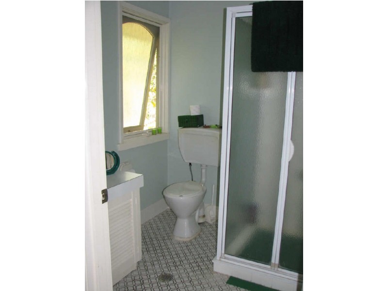 4 Wilks Avenue, Wagga Wagga NSW 2650